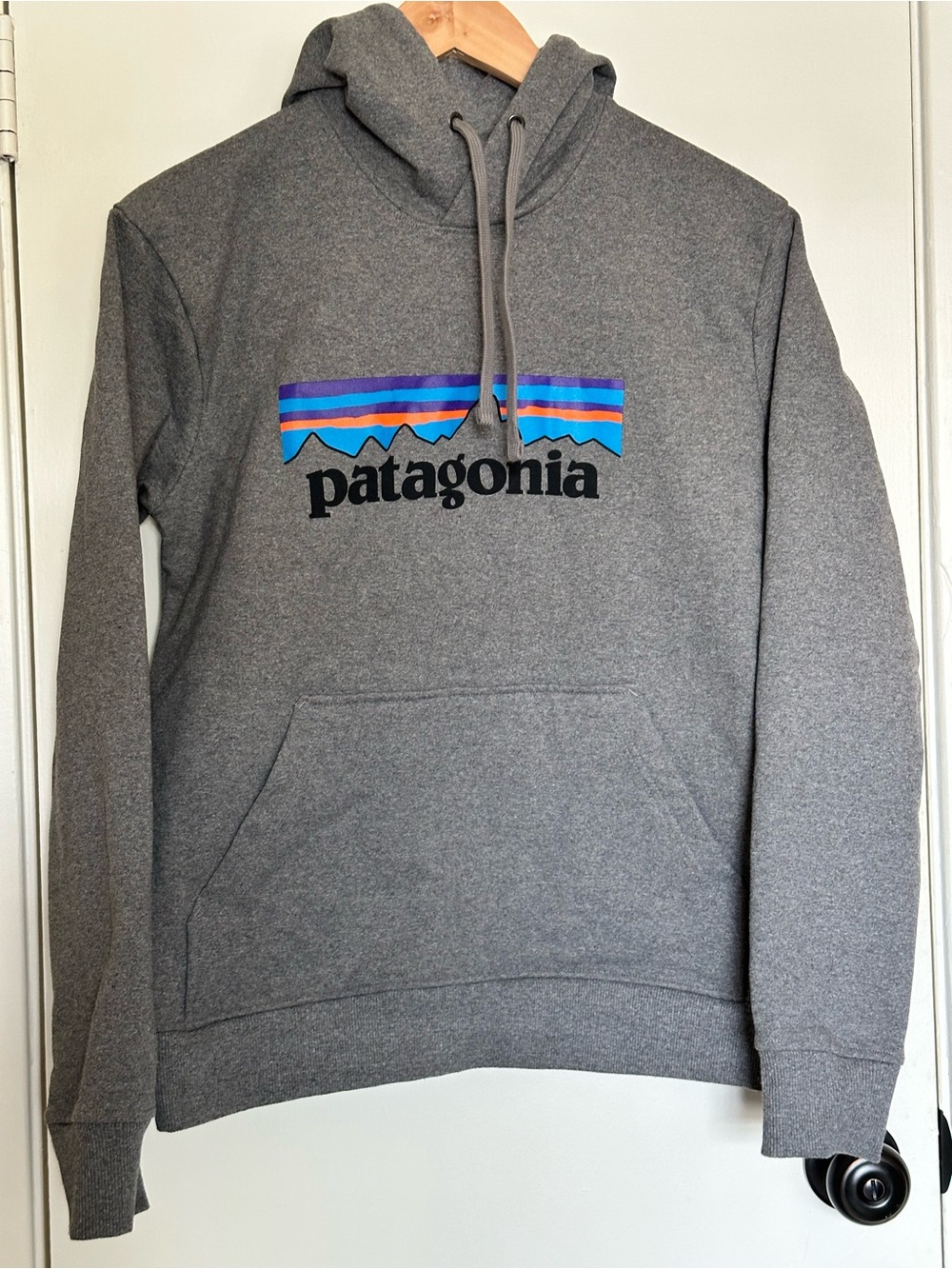 Patagonia P-6 Logo Uprisal Fleece Hoody XS Gravel Heather